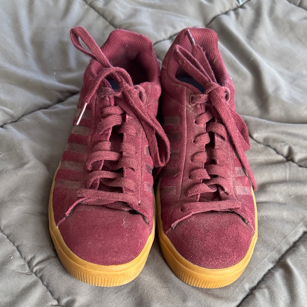 K-Swiss Maroon Sneakers with Tan Sole